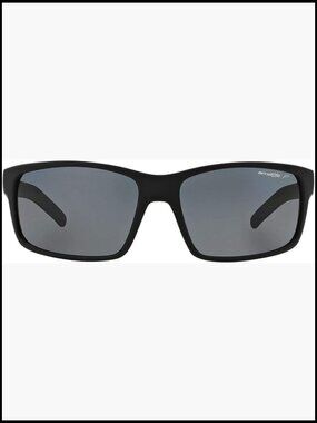 Lightweight Frame Rectangular Sunglasses for Everyday Wear